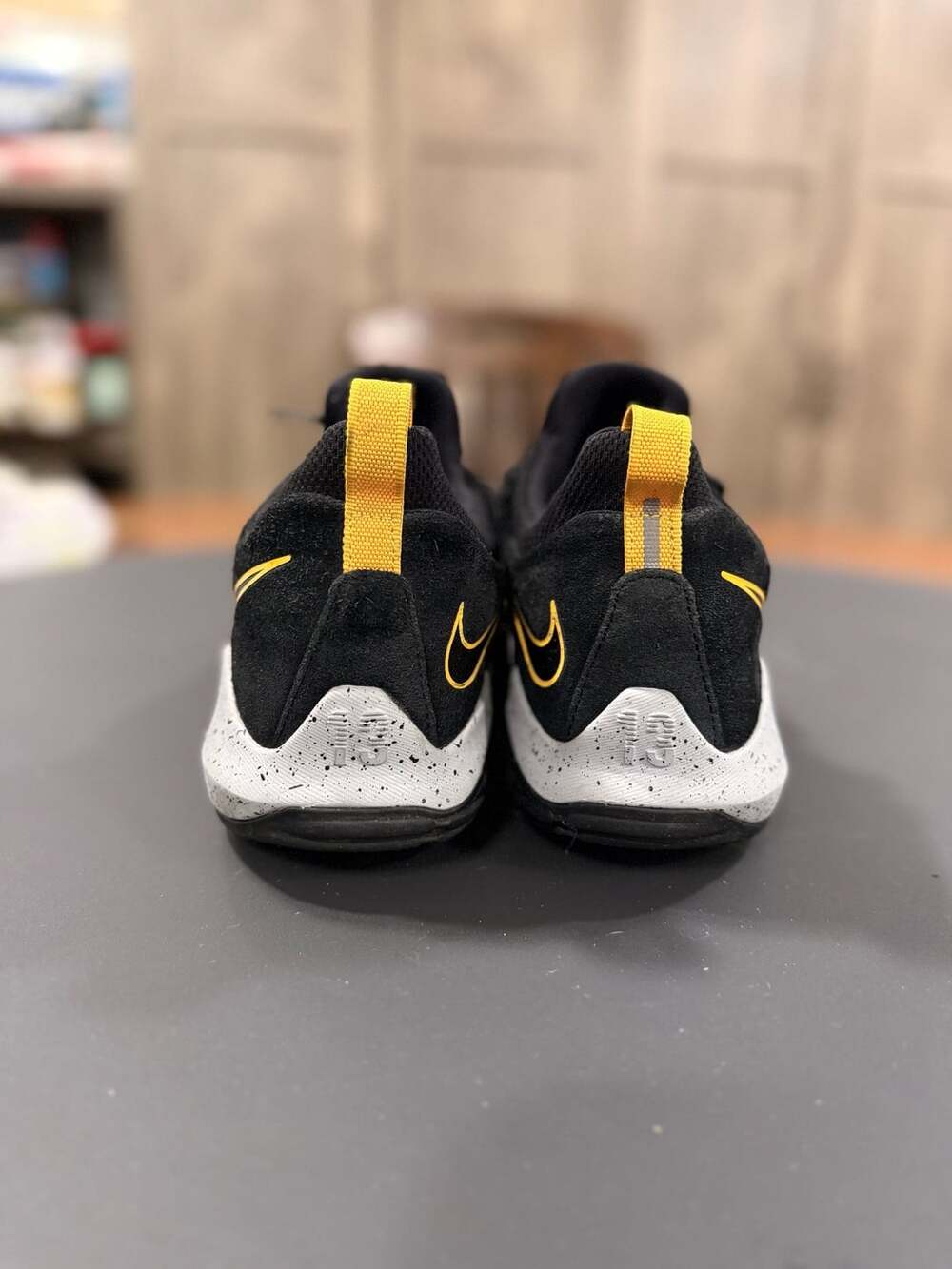 Nike PG 1 Black University Gold Size 8.5 - Picture 3 of 5